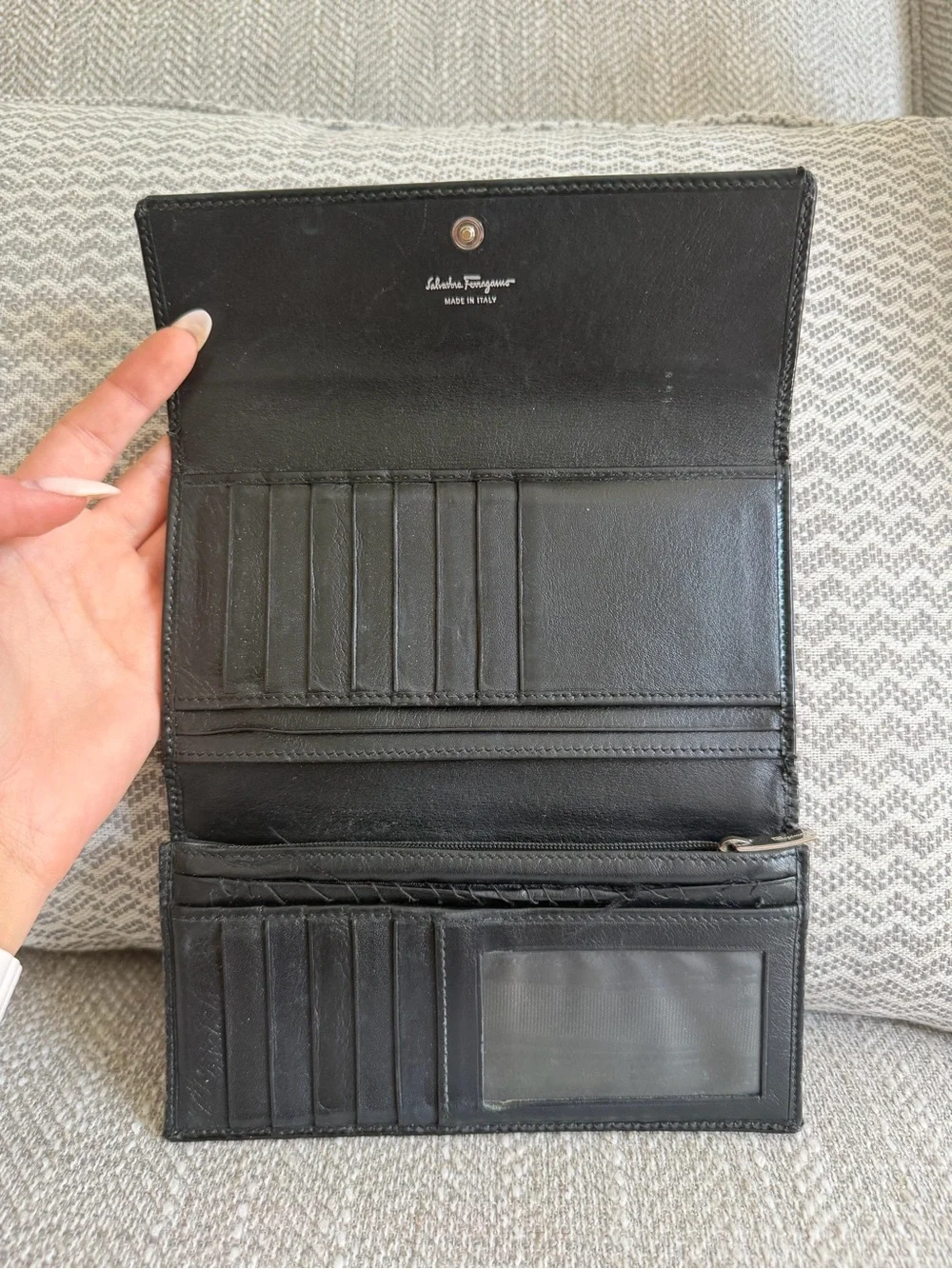 Salvatore Ferragamo Black Patent Leather Vara Bow Continental Wallet